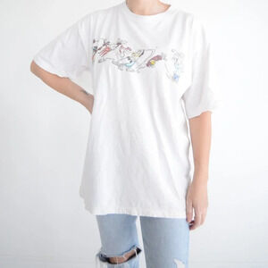 Vintage 90s Looney Tunes White Tee Golf Graphic w  Taz Bugs 1997 T-Shirt L